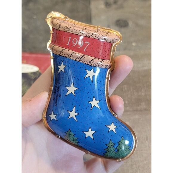 Hallmark 1997 daughter ornament Xmas Decor stocking - Picture 3 of 5